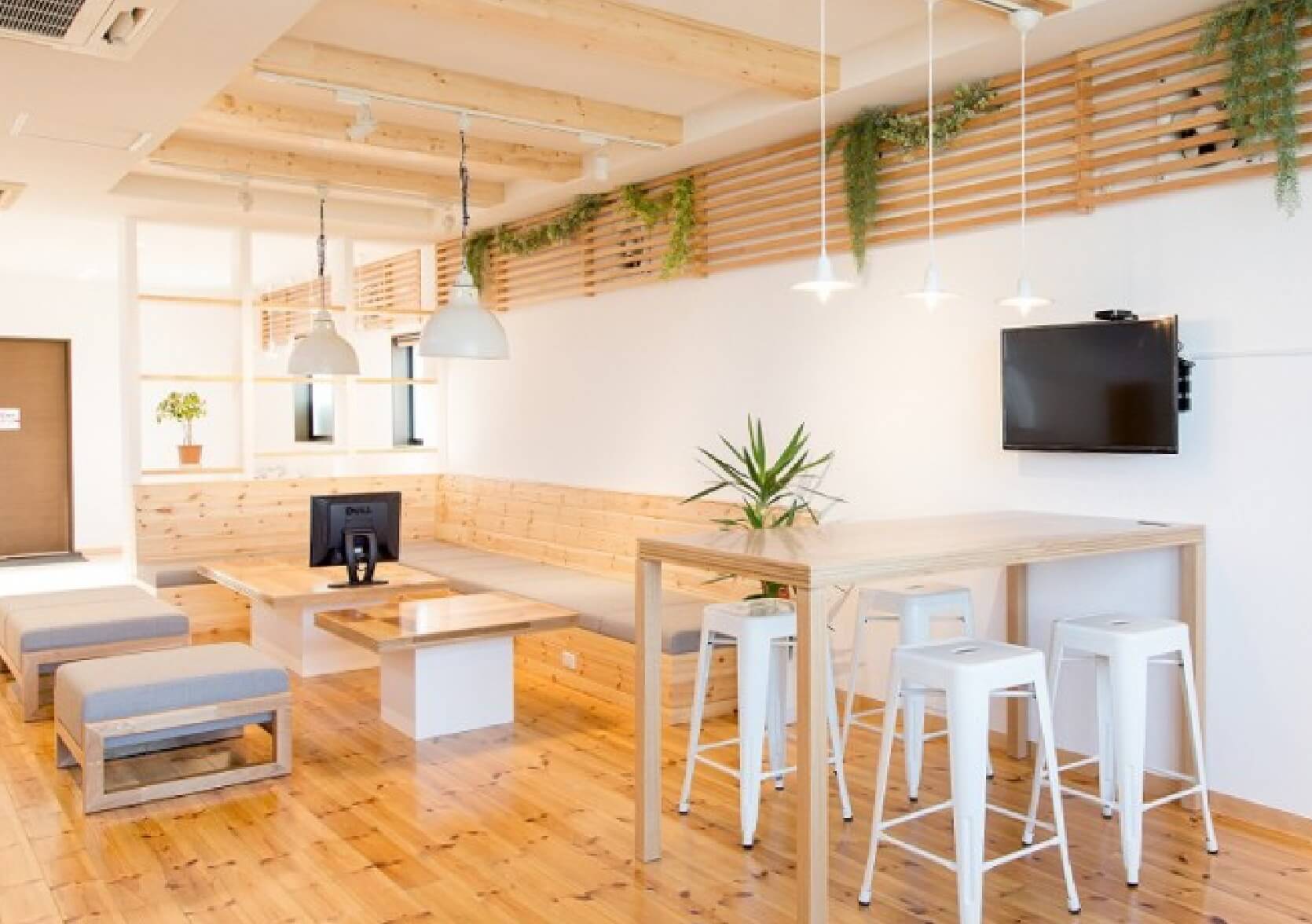 サイズ感、機能性、素材のテクスチャや色などをリアルに感じられる